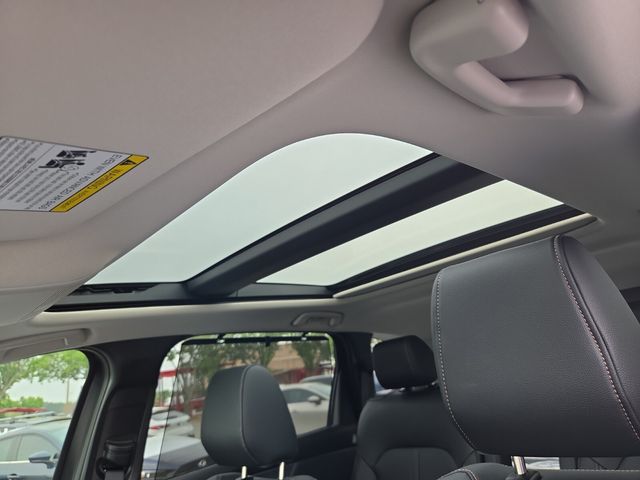 2026 Mazda CX-90 Premium Package - Photo 7