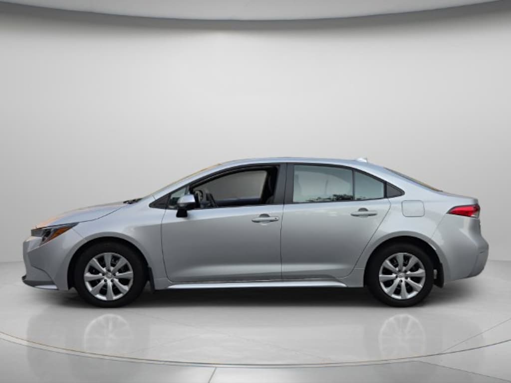 Used 2026 Toyota Corolla LE Sedan