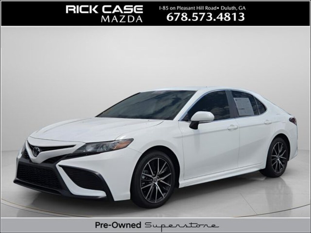 Used 2024 Toyota Camry SE Sedan