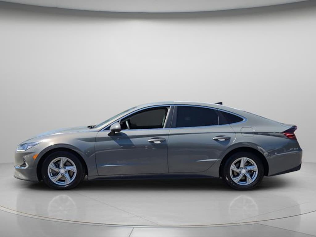 Used 2023 Hyundai Sonata SE Sedan