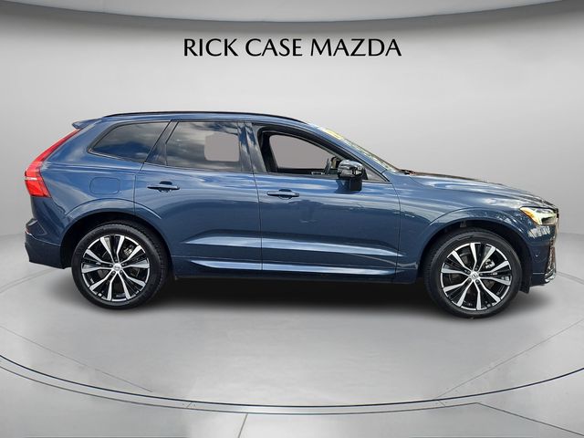 2024 Volvo XC60 B5 Plus photo 3