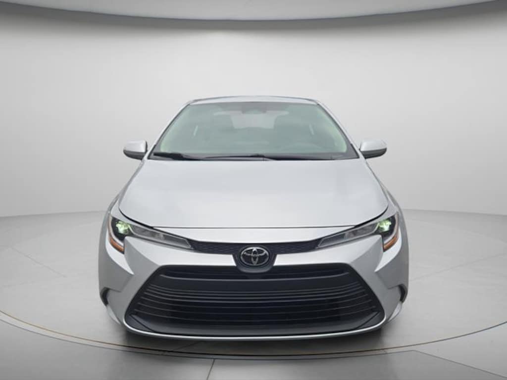Used 2023 Toyota Corolla LE Sedan
