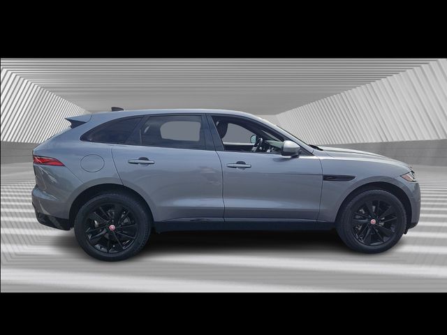2022 Jaguar F-PACE P250 S photo 3