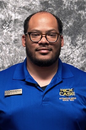 Staff member Steven Matthews from 305984c420f6