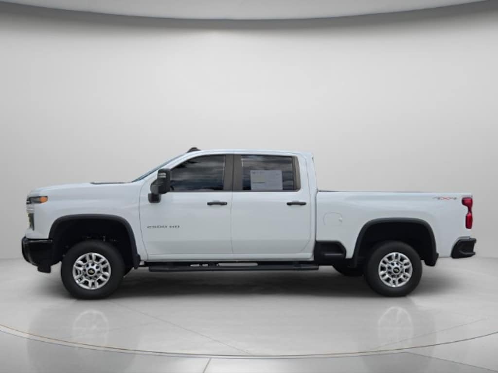 Used 2024 Chevrolet Silverado 2500HD Custom Truck