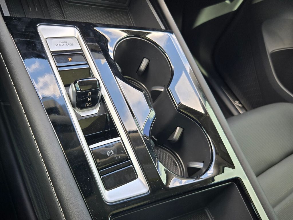 2026 Volkswagen Atlas SEL - Photo 10