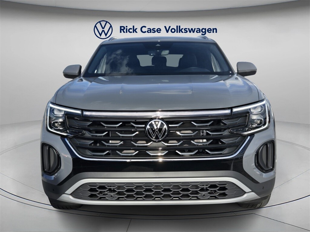 New 2026 Volkswagen Atlas Cross Sport 2.0T SE w/Technology SUV