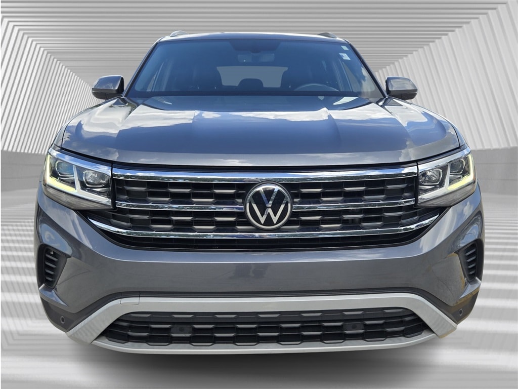 Certified 2022 Volkswagen Atlas Cross Sport 2.0T SE w/Technology SUV