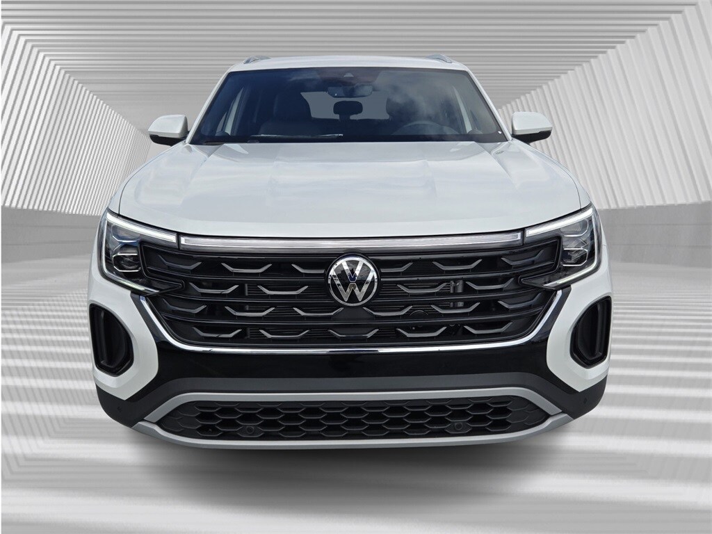 2026 Volkswagen Atlas Cross Sport SE Technology photo 2