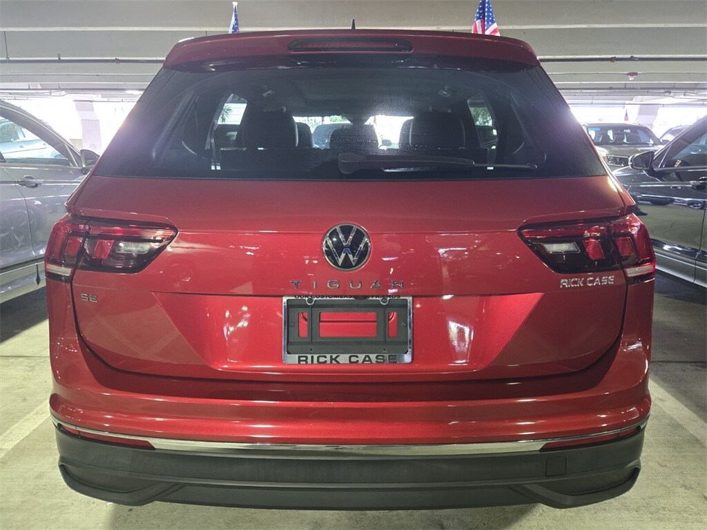2022 Volkswagen Tiguan SE photo 4