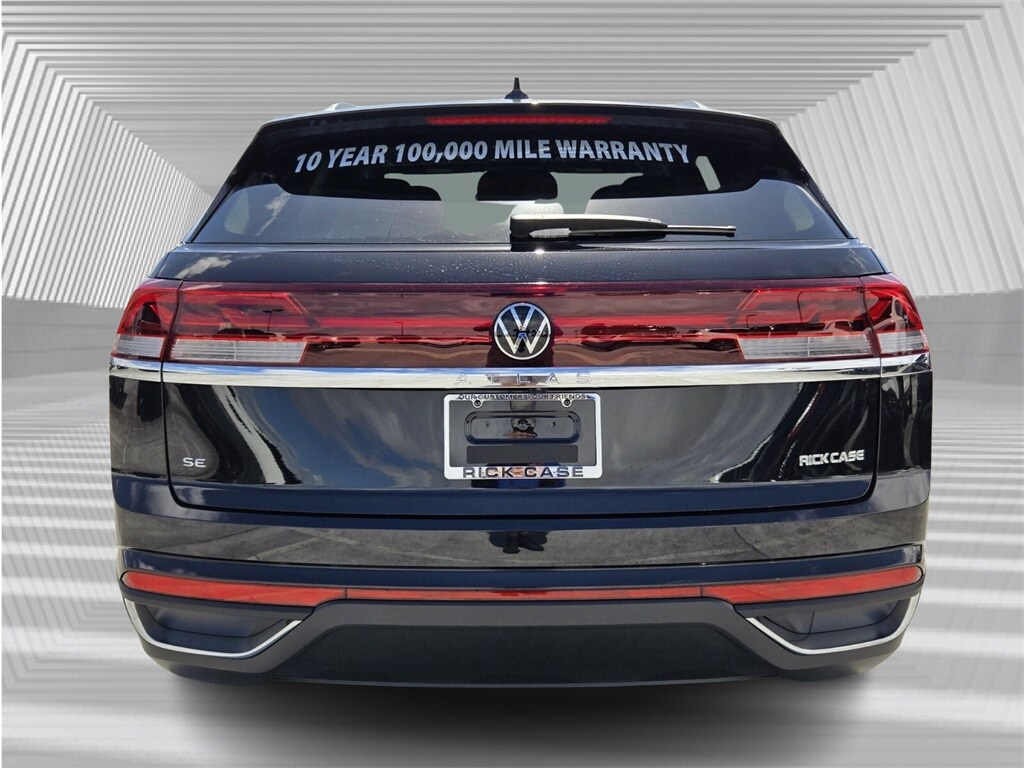 2026 Volkswagen Atlas Cross Sport SE photo 3
