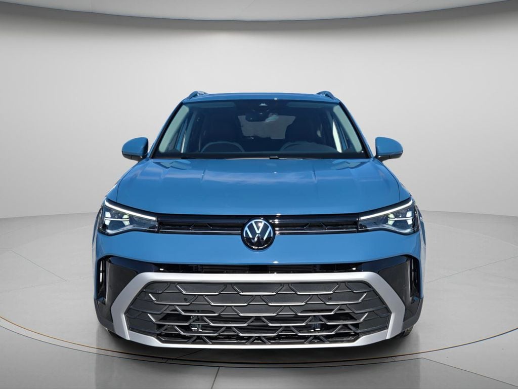 New 2026 Volkswagen Taos 1.5T SE SUV