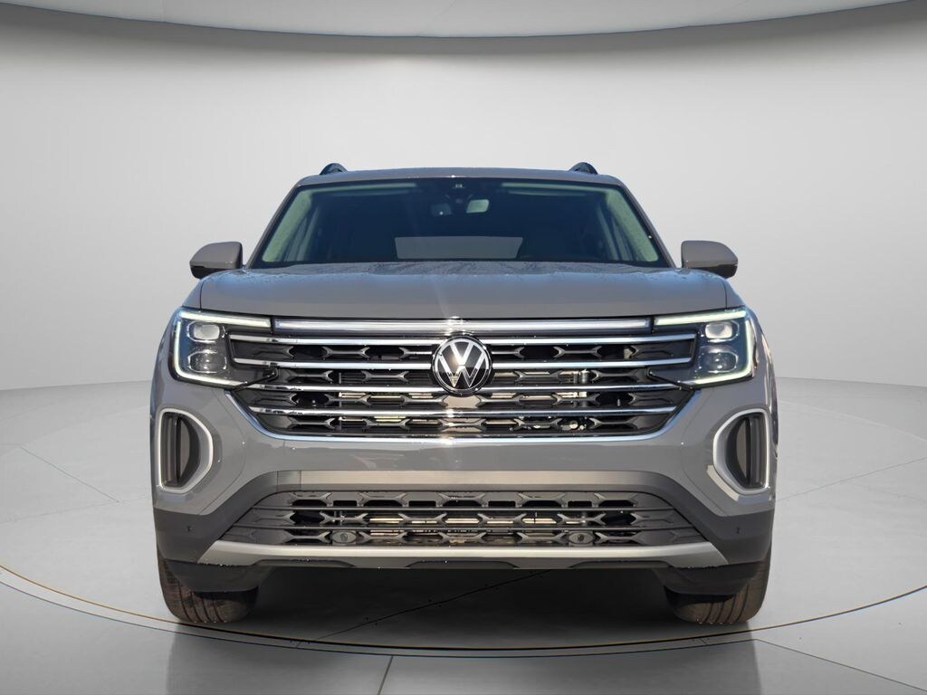 New 2026 Volkswagen Atlas SE w/Technology SUV