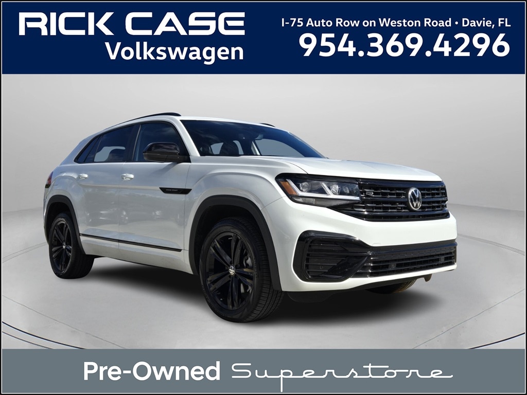2022 Volkswagen Atlas Cross Sport SEL R-Line Black's photo