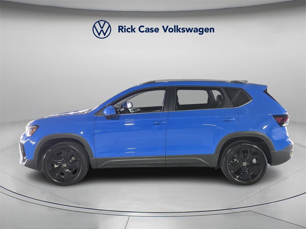 Used 2025 Volkswagen Taos 1.5T SE SUV