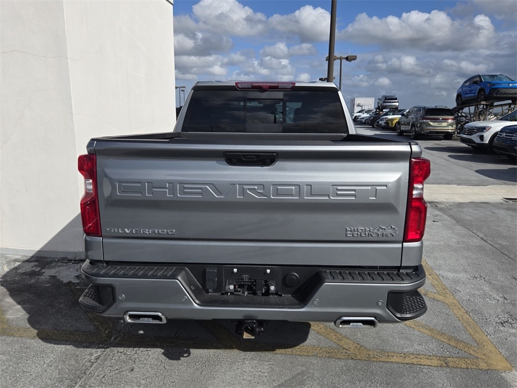 Used 2024 Chevrolet Silverado 1500 High Country Truck Crew Cab