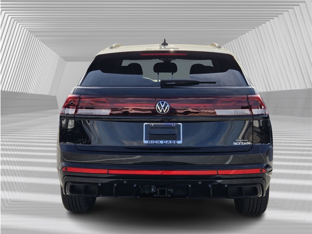 2026 Volkswagen Atlas Cross Sport SEL R-Line photo 4