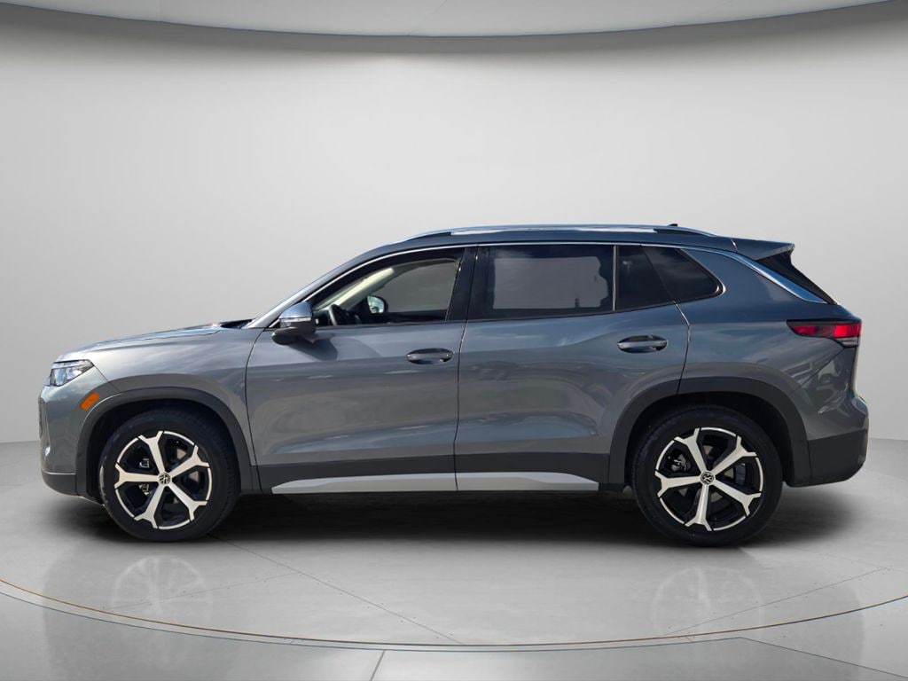 New 2026 Volkswagen Tiguan SE SUV
