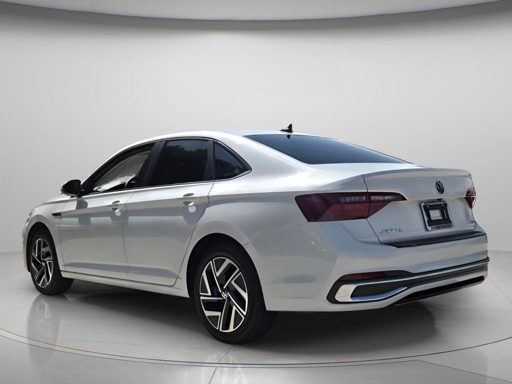 Certified 2023 Volkswagen Jetta 1.5T SEL Sedan