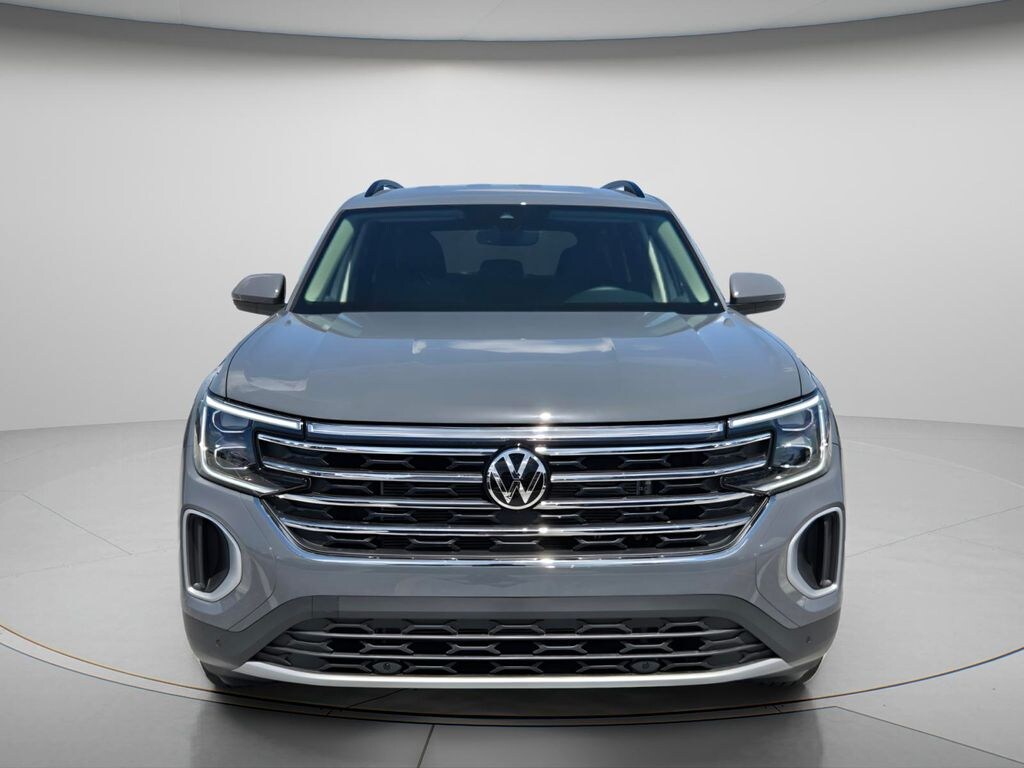 New 2026 Volkswagen Atlas SE w/Technology SUV