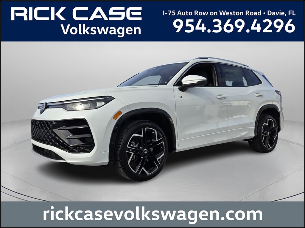 2026 Volkswagen Tiguan SEL R-LINE TURBO's photo