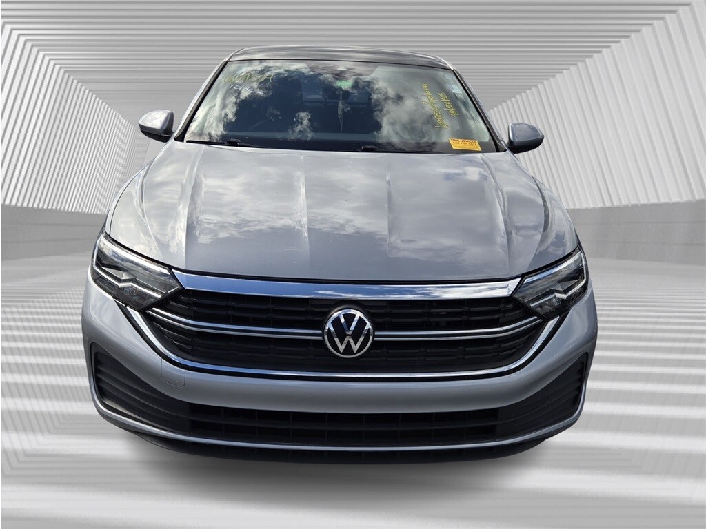 Used 2022 Volkswagen Jetta 1.5T SE Sedan