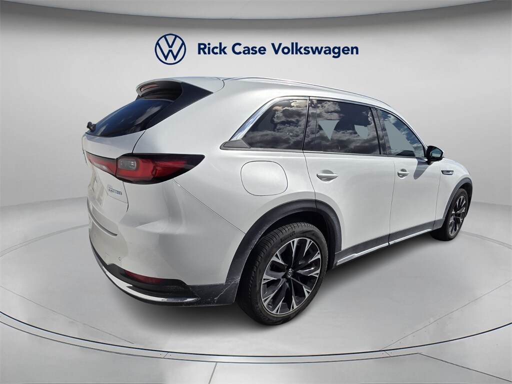 2024 Mazda CX-90 Plug-in Hybrid Premium Plus photo 2