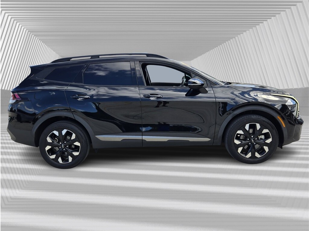 2023 Kia Sportage X-Line photo 2