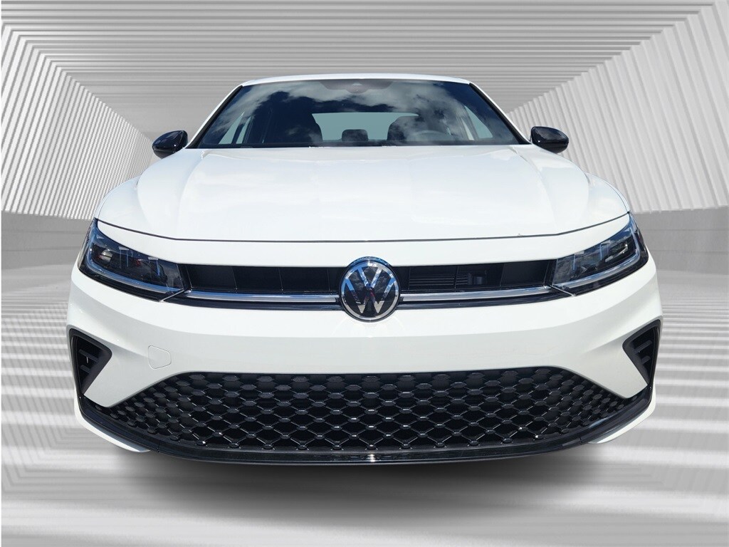 2025 Volkswagen Jetta 1.5T Sport photo 3