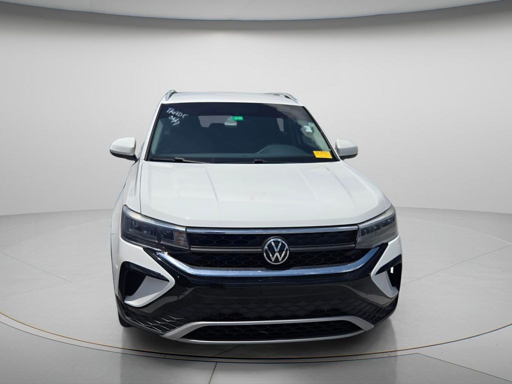 Used 2022 Volkswagen Taos 1.5T SE SUV
