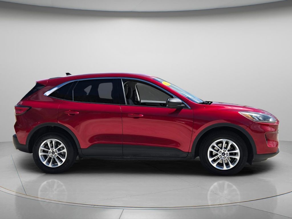 Used 2022 Ford Escape SE SUV