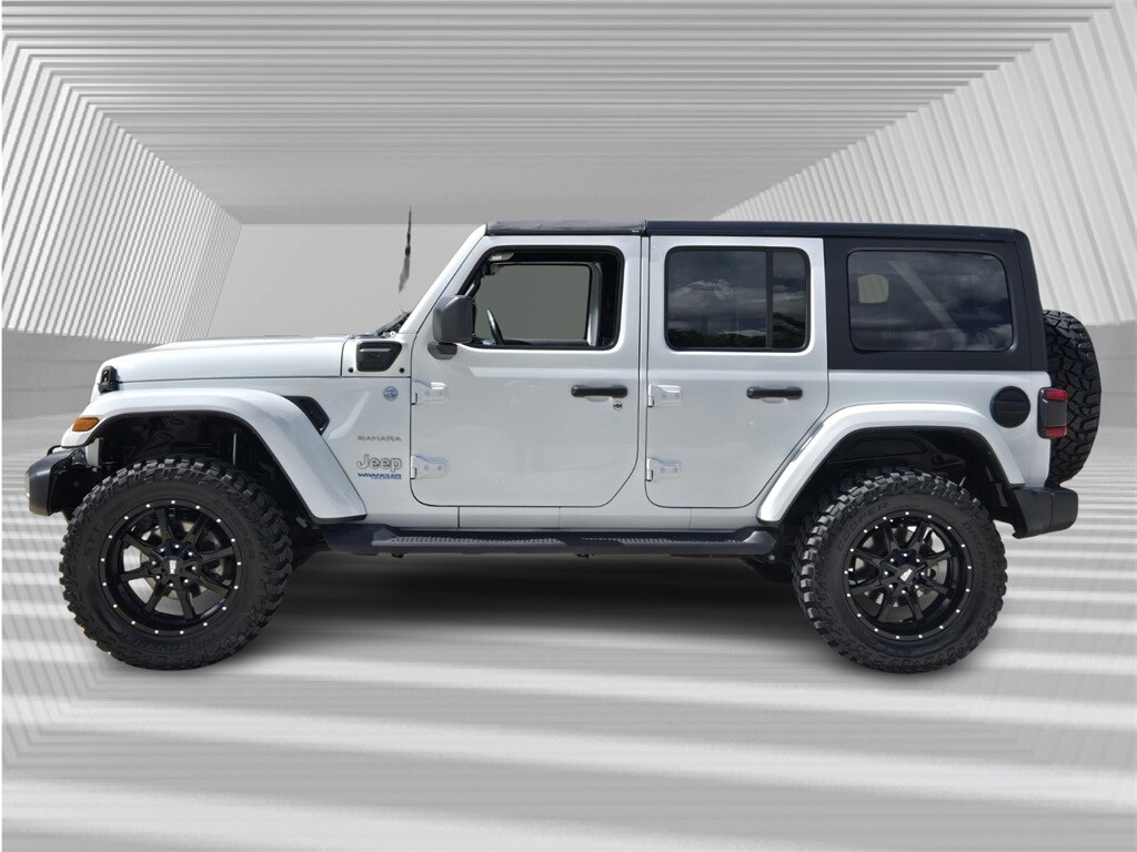 2021 Jeep Wrangler Unlimited Sahara 4xe photo 3