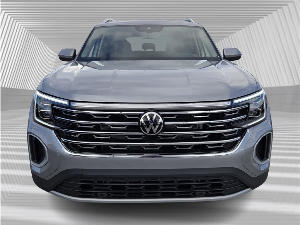 2026 Volkswagen Atlas SEL photo 2