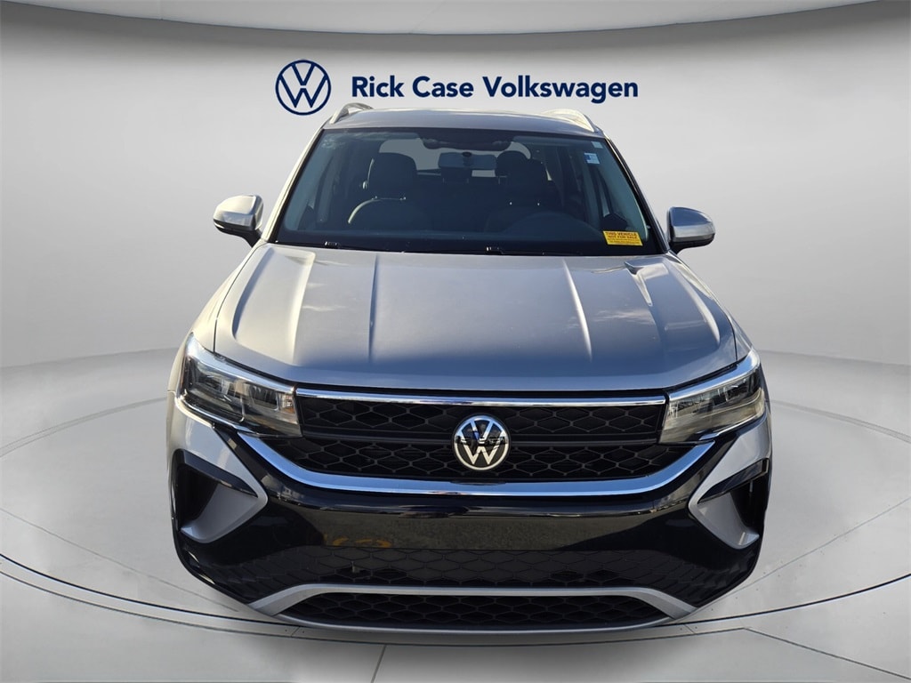 Used 2022 Volkswagen Taos 1.5T SE SUV