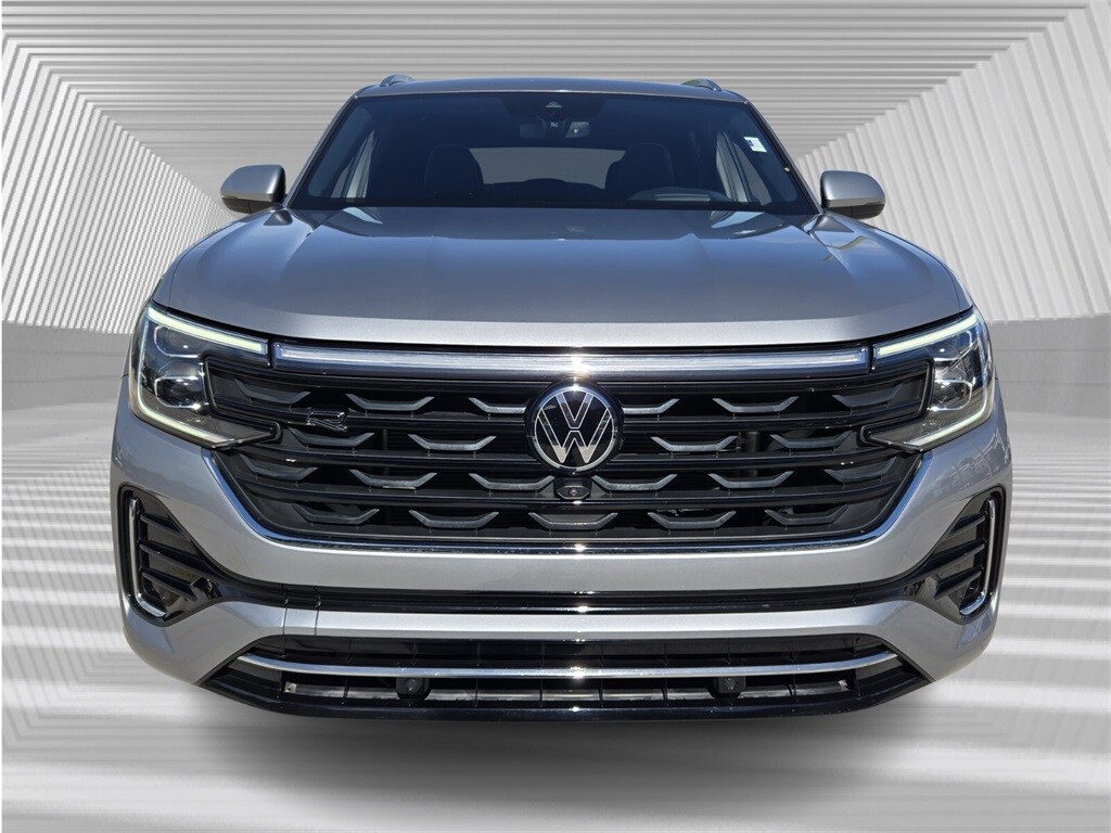 2024 Volkswagen Atlas Cross Sport SEL Premium R-Line photo 3