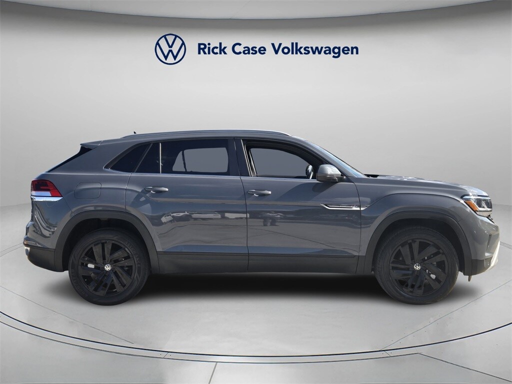 Used 2022 Volkswagen Atlas Cross Sport 3.6L V6 SE w/Technology SUV