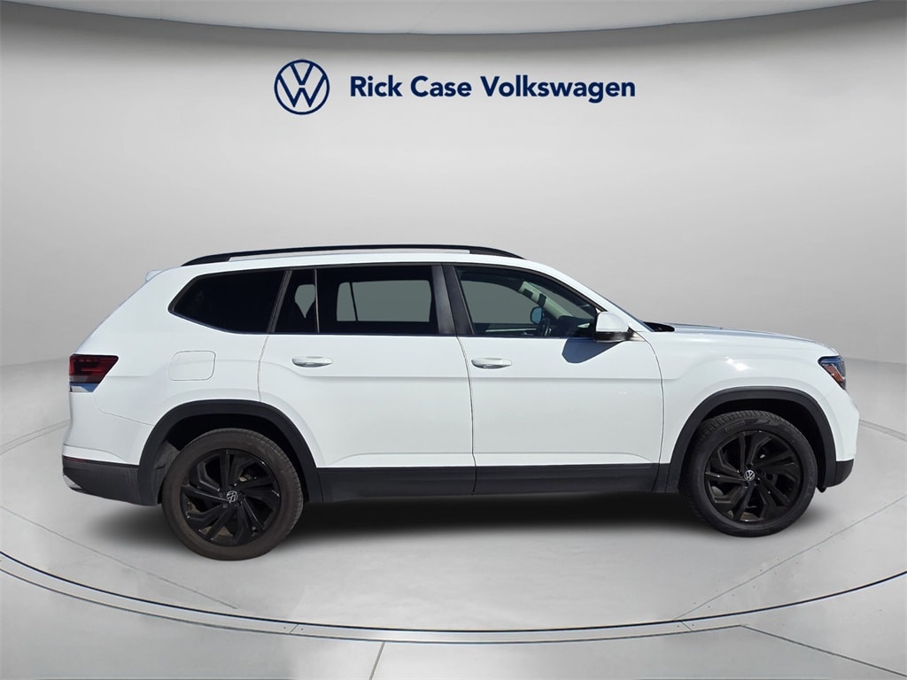 Used 2022 Volkswagen Atlas 3.6L V6 SE w/Technology SUV