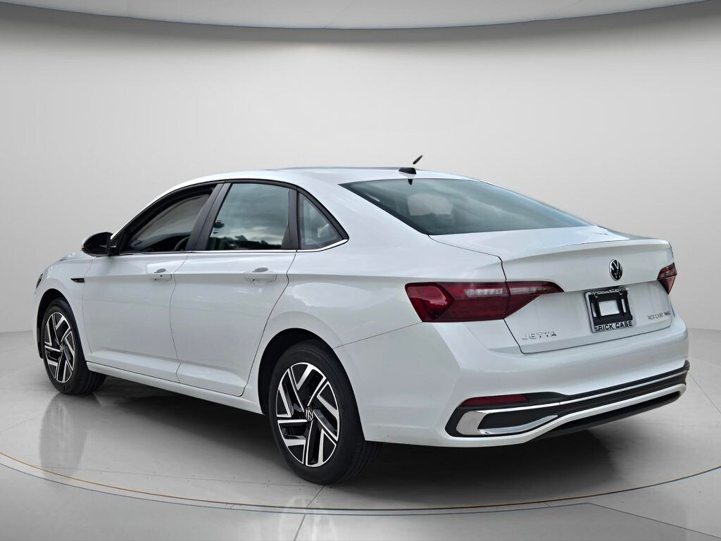 Certified 2023 Volkswagen Jetta 1.5T SEL Sedan