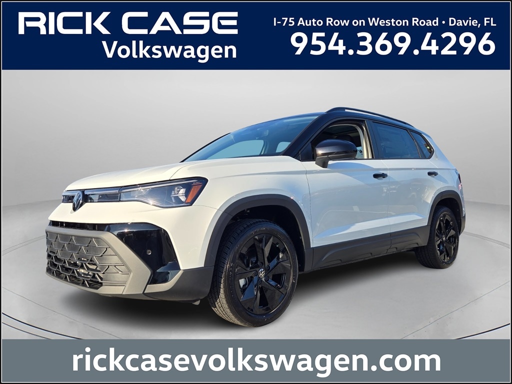 2026 Volkswagen Taos SE Black's photo