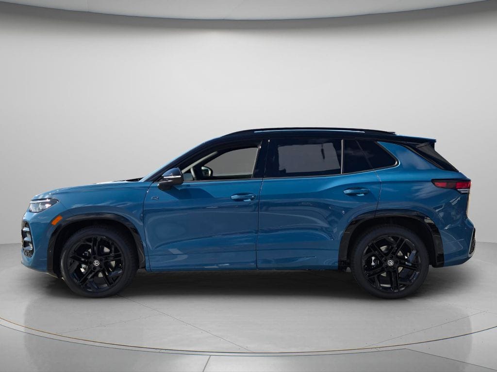 New 2026 Volkswagen Tiguan SE R-Line Black SUV