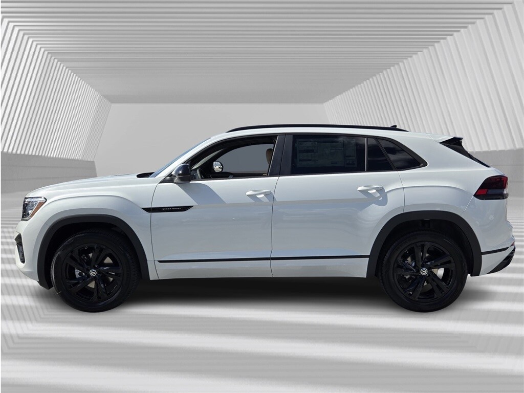 2026 Volkswagen Atlas Cross Sport SEL R-Line photo 2