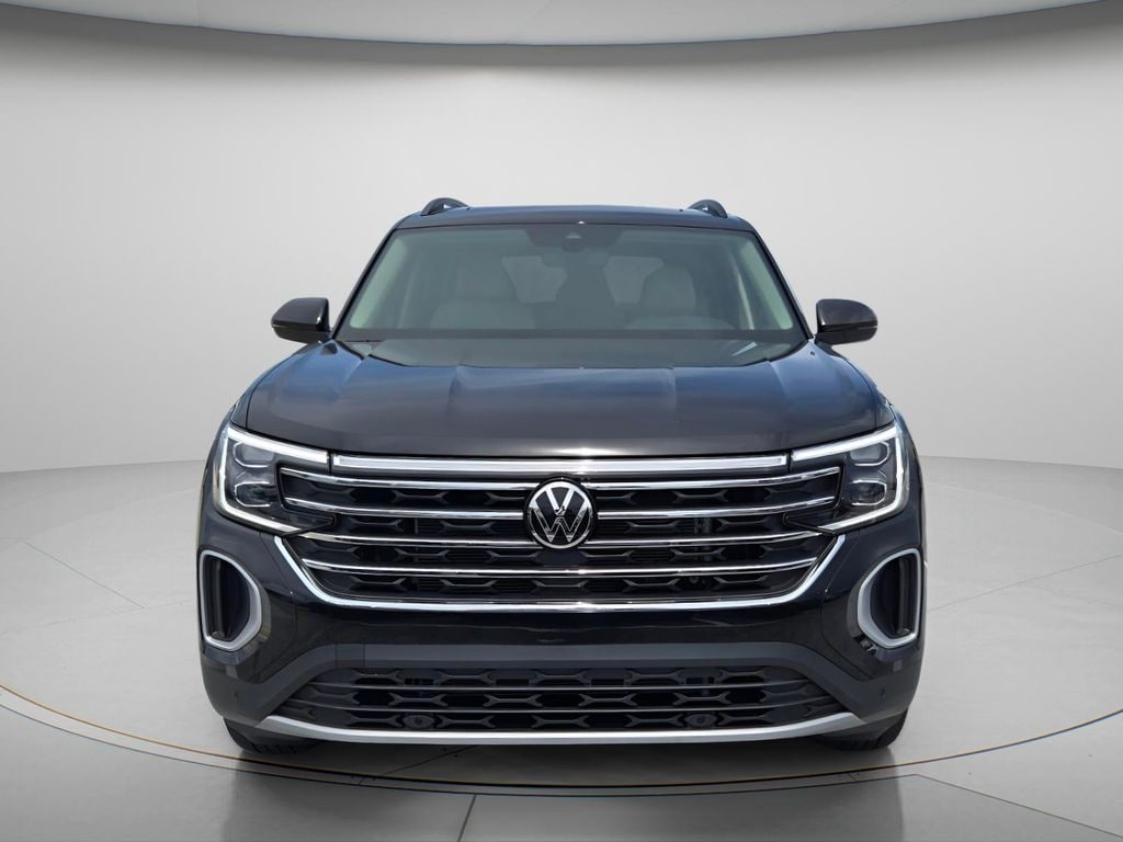New 2026 Volkswagen Atlas SE w/Technology SUV