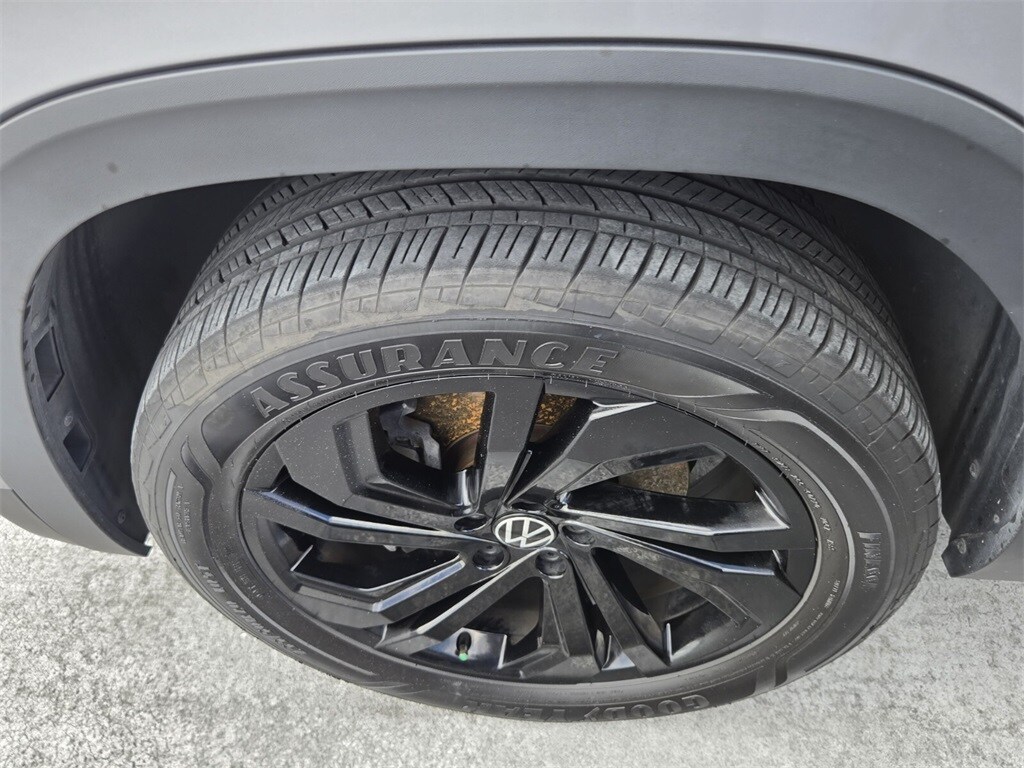 2022 Volkswagen Atlas V6 SE Technology photo 3