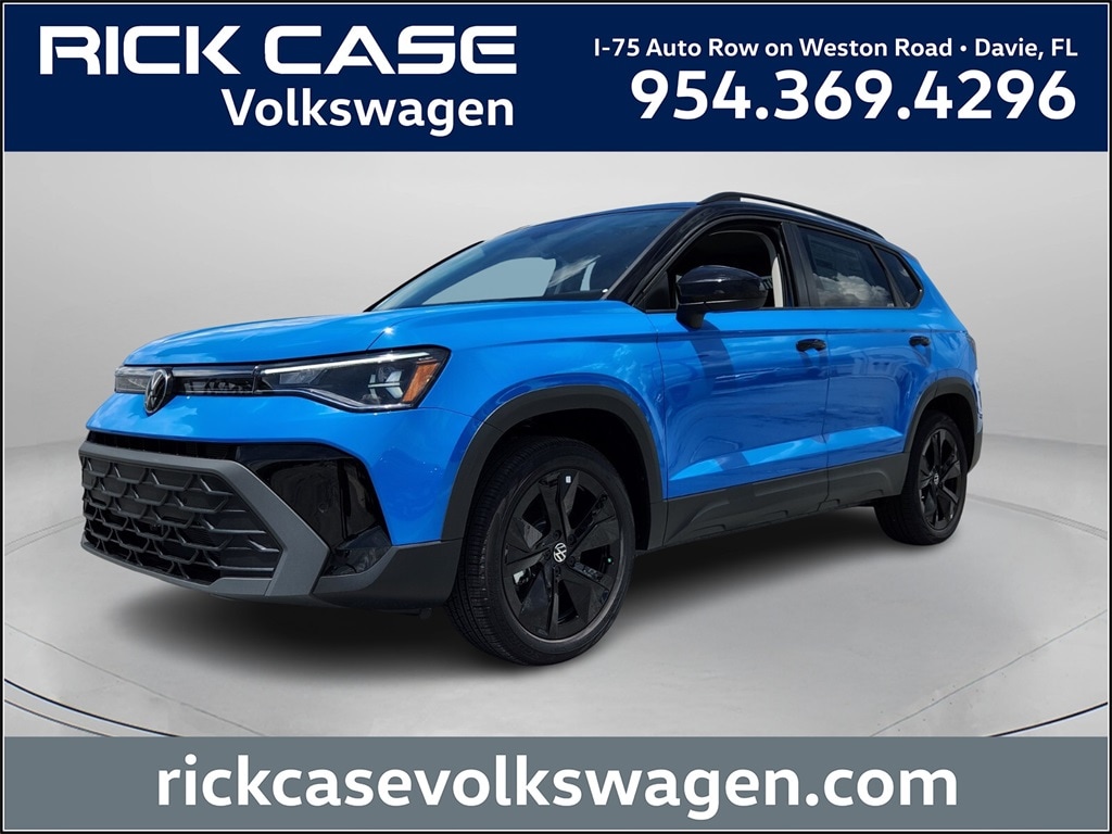 2025 Volkswagen Taos SE Black's photo