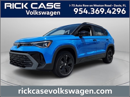 2025 Volkswagen Taos 1.5T SE Black SUV