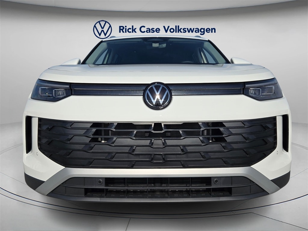 New 2026 Volkswagen Tiguan 2.0T SE SUV