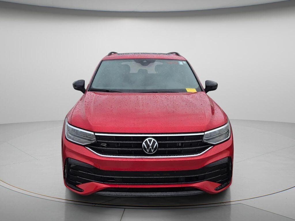 Used 2024 Volkswagen Tiguan 2.0T SE R-Line Black SUV