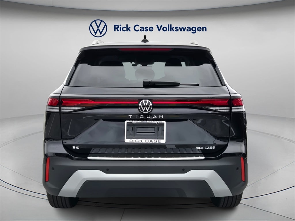 New 2026 Volkswagen Tiguan 2.0T SE SUV