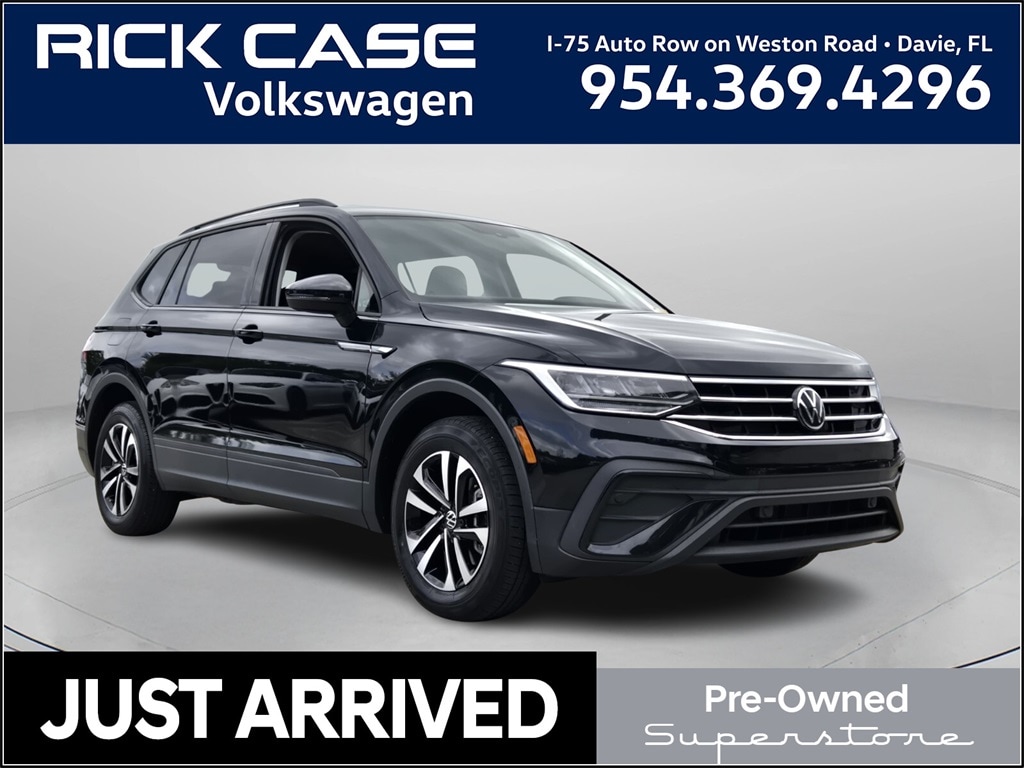 2023 Volkswagen Tiguan S's photo