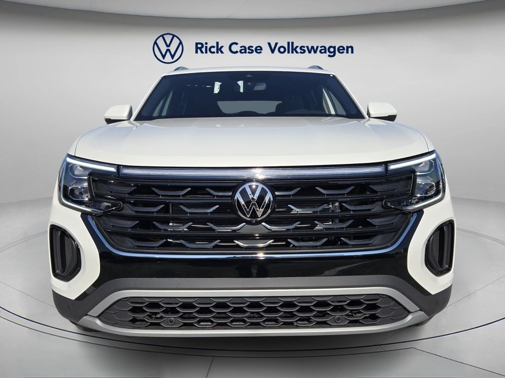 New 2026 Volkswagen Atlas Cross Sport 2.0T SE w/Technology SUV